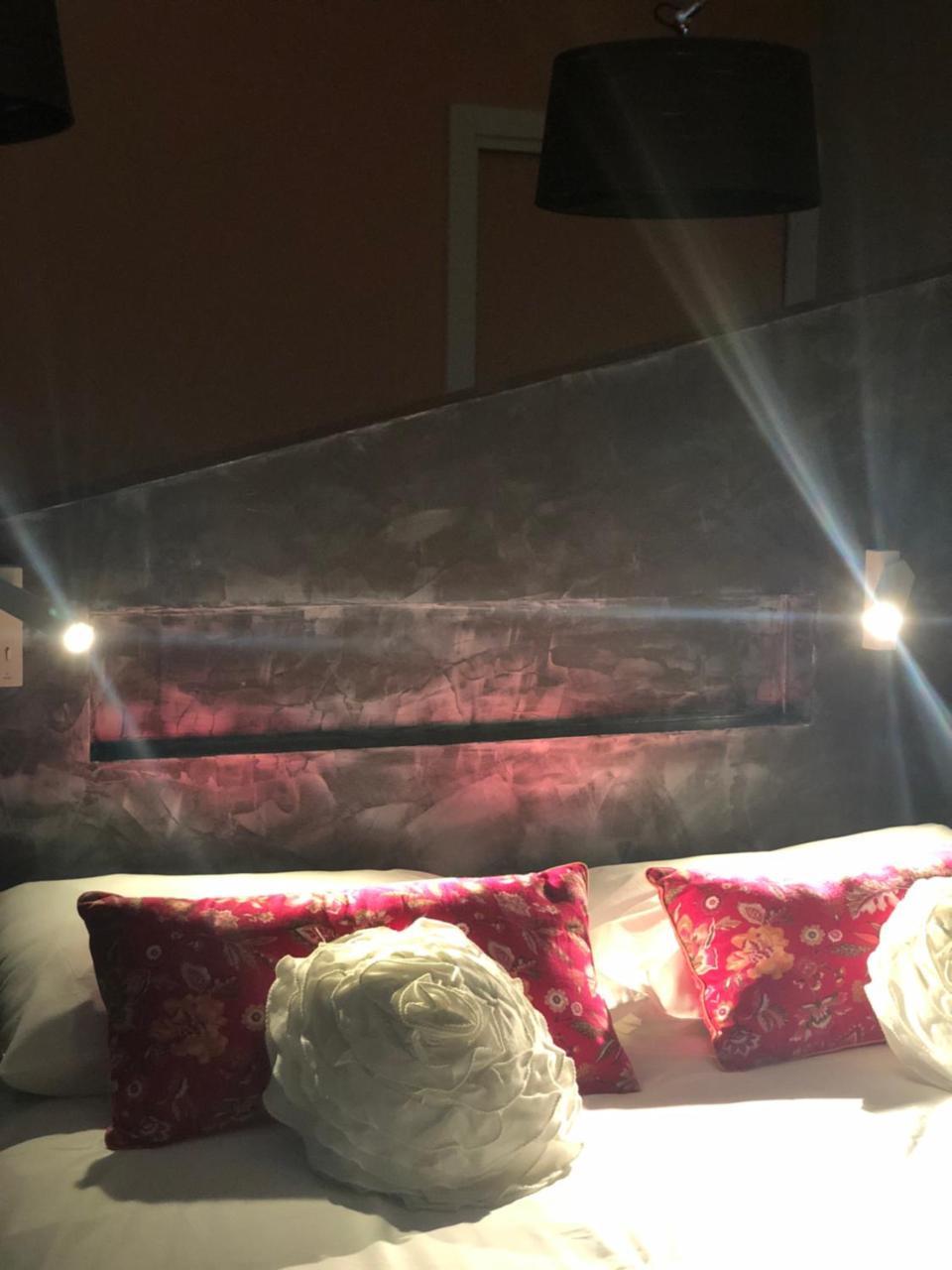Appart'Hotel Les Fleurines By Urban Style วีย์ฟร็องเช-เดอ-ฮูแอเก ภายนอก รูปภาพ